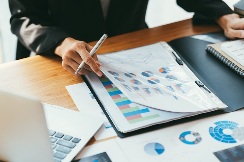 Innovative Approaches to Combating Fraud in International Trade Documents Using Blockchain Technology